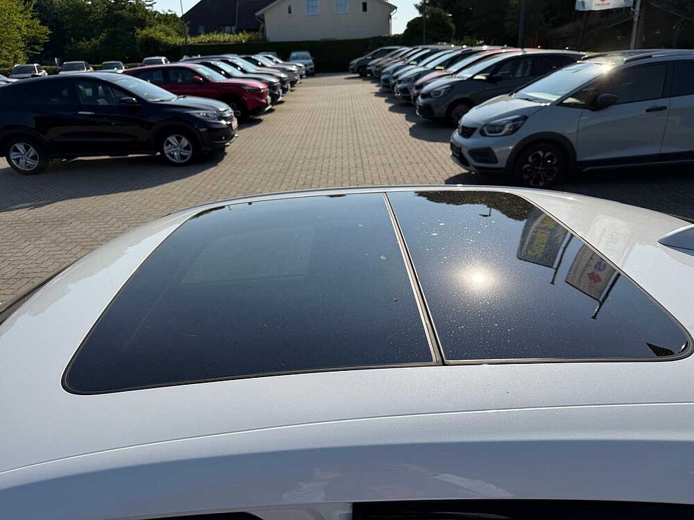 Honda Civic 2,0 Advance Hybrid e: HEV