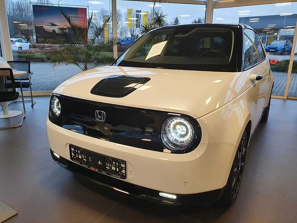 Honda e Advance 17er