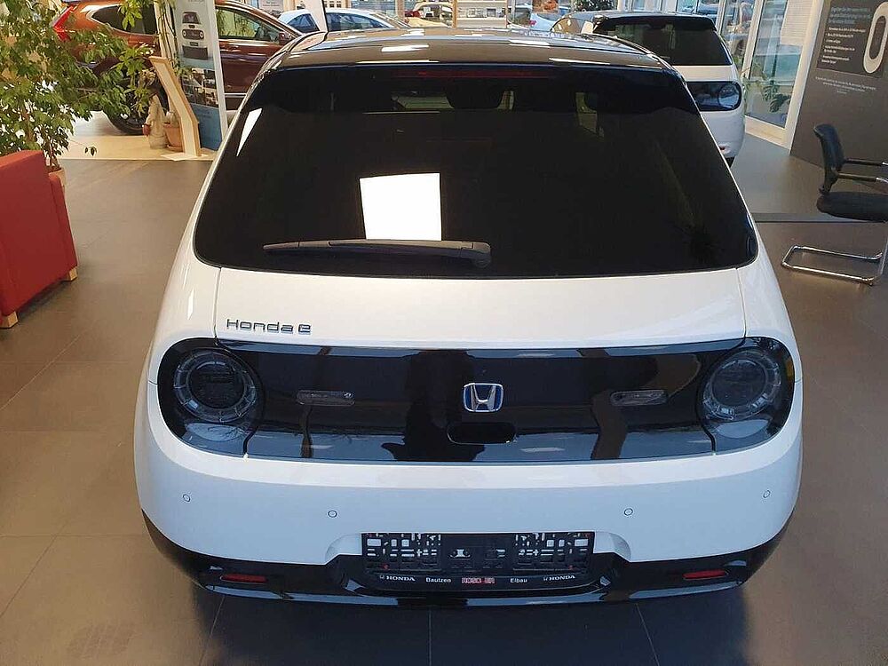 Honda e Advance 17er