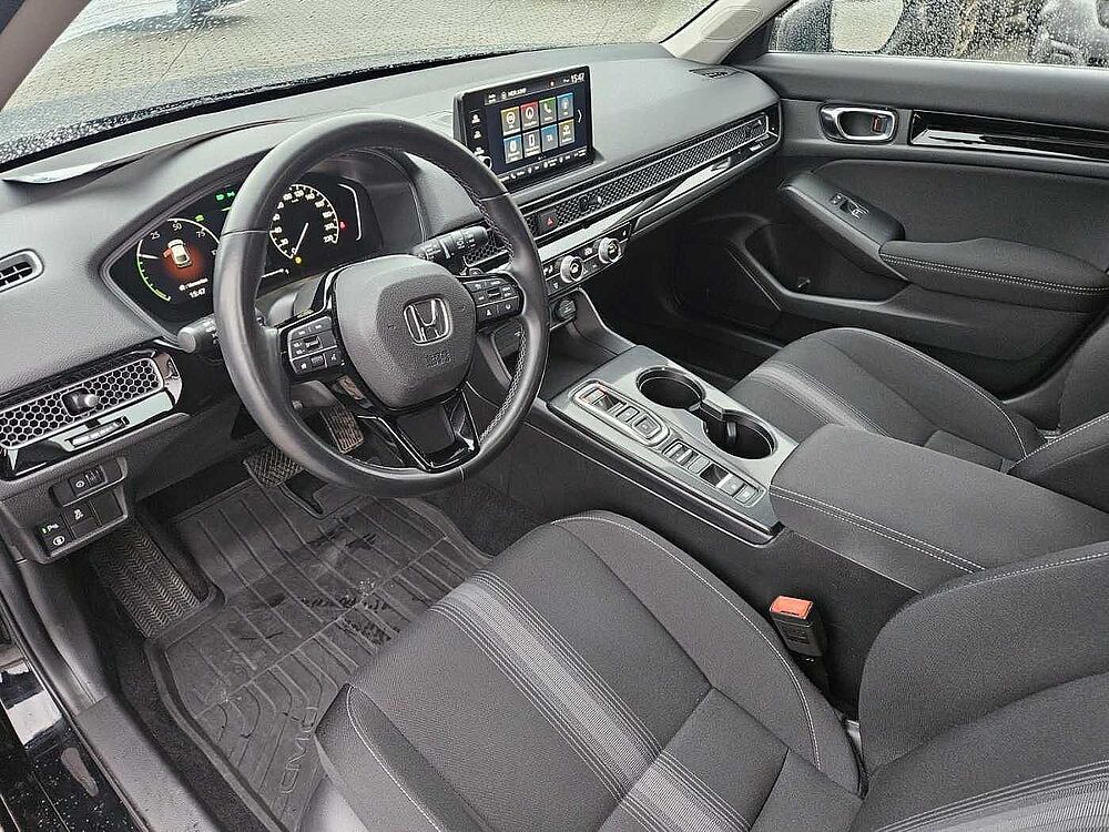 Honda Civic e: HEV Elegance