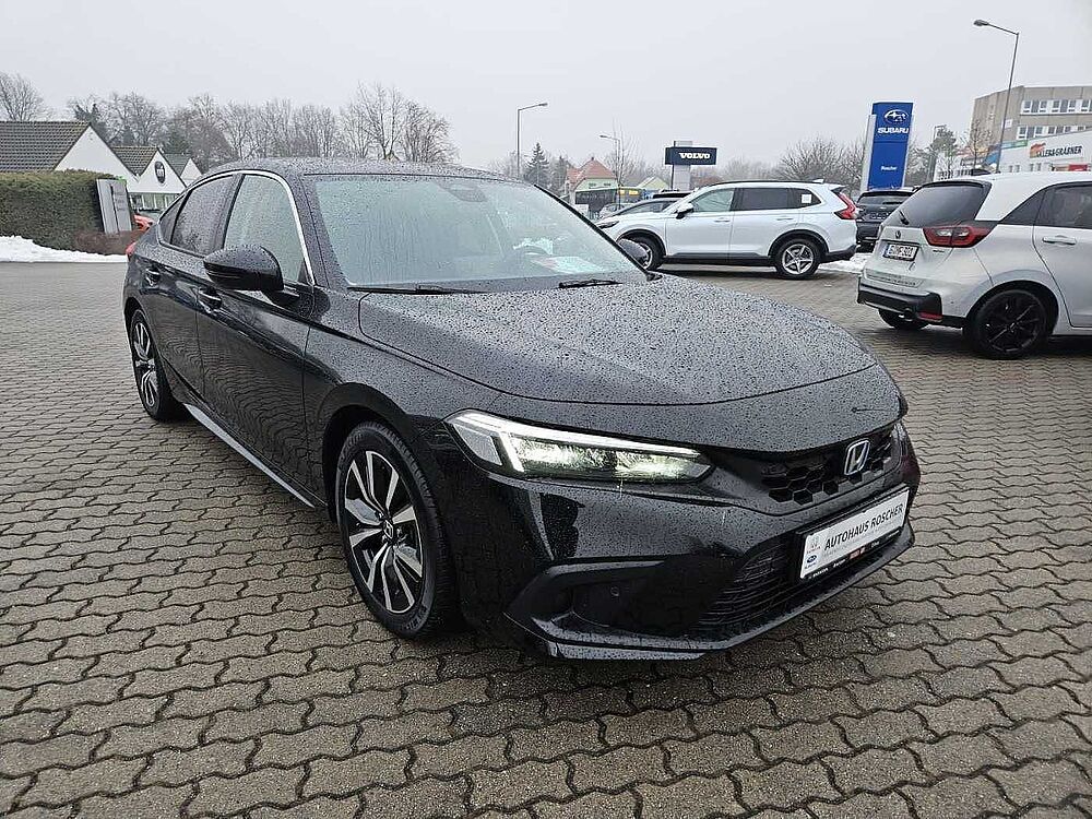 Honda Civic e: HEV Elegance