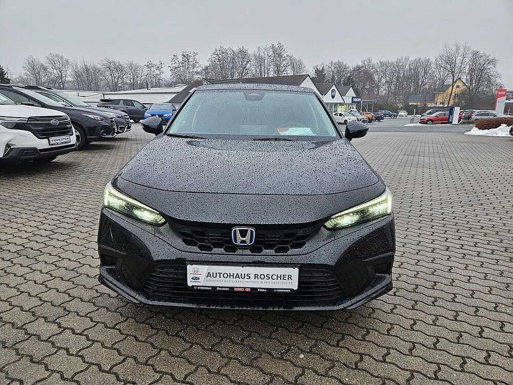 Honda Civic e: HEV Elegance