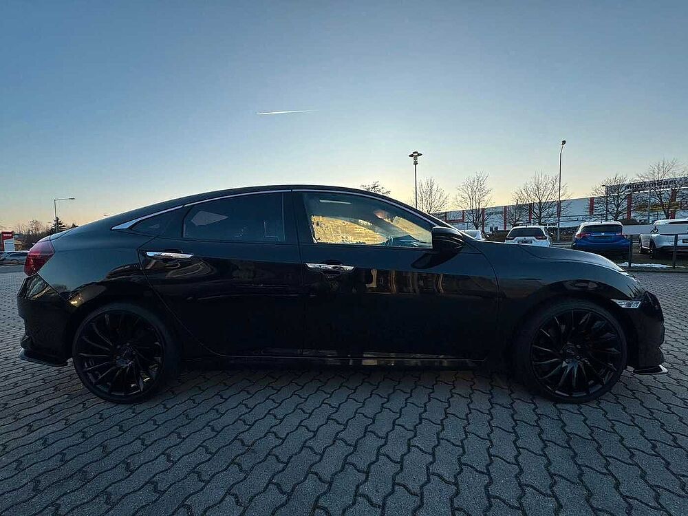 Honda Civic 1.5 VTEC TURBO Executive