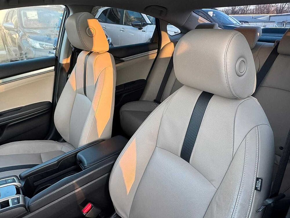 Honda Civic 1.5 VTEC TURBO Executive