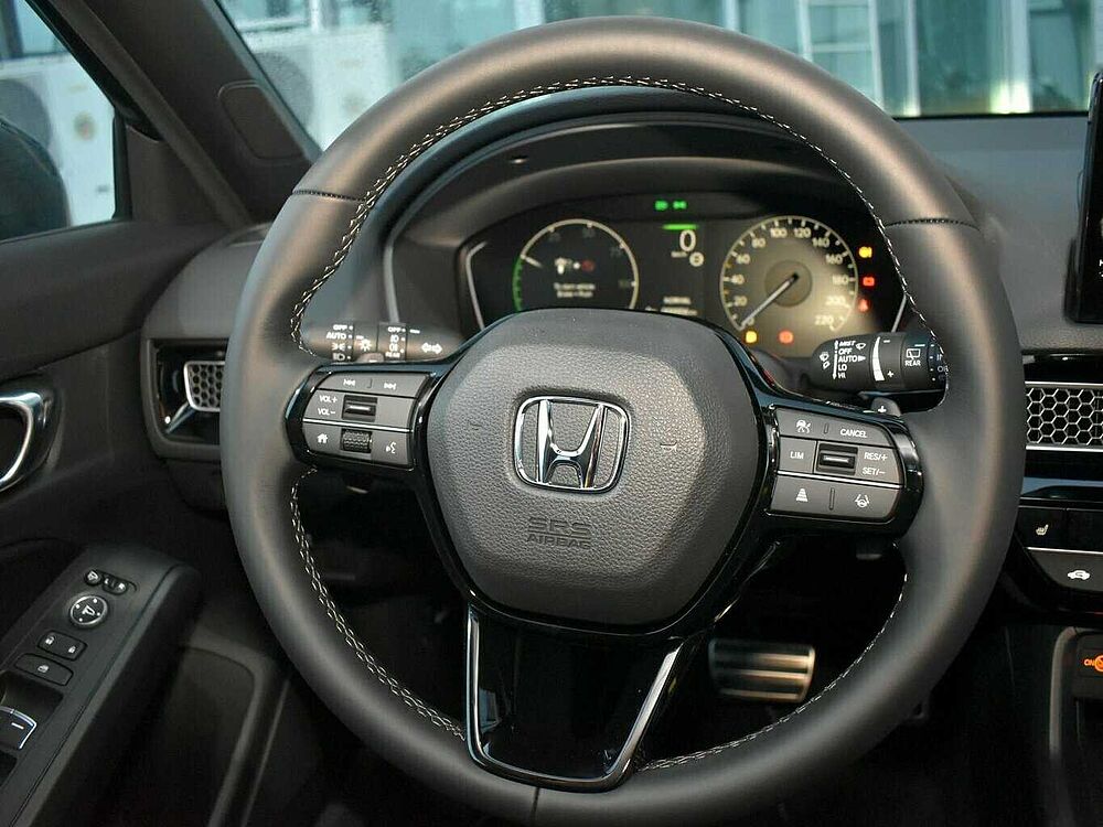 Honda Civic e: HEV Sport. .. Sport