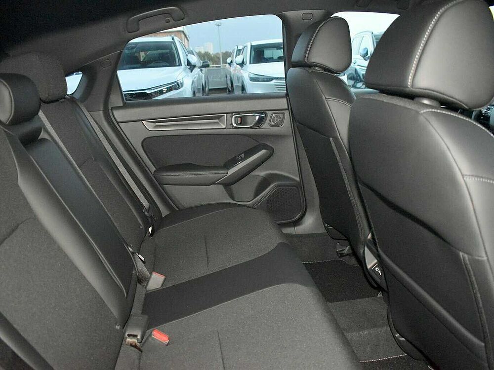 Honda Civic e: HEV Sport. .. Sport