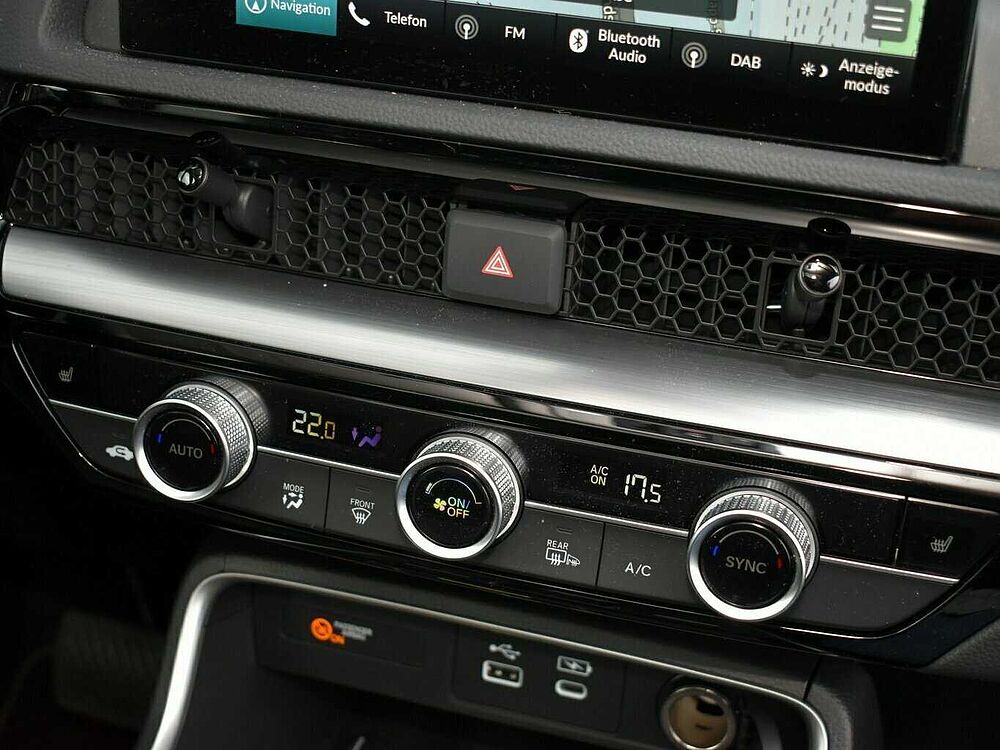 Honda CR-V e: HEV Elegance AWD. ..