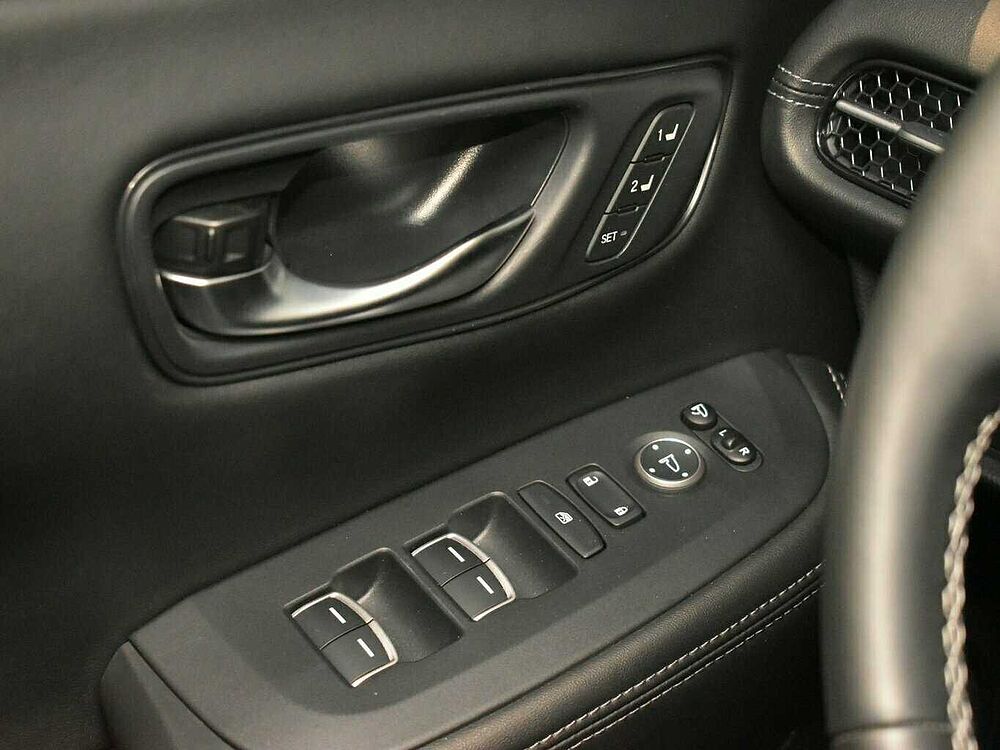 Honda ZR-V e: HEV Advance. .. Advance