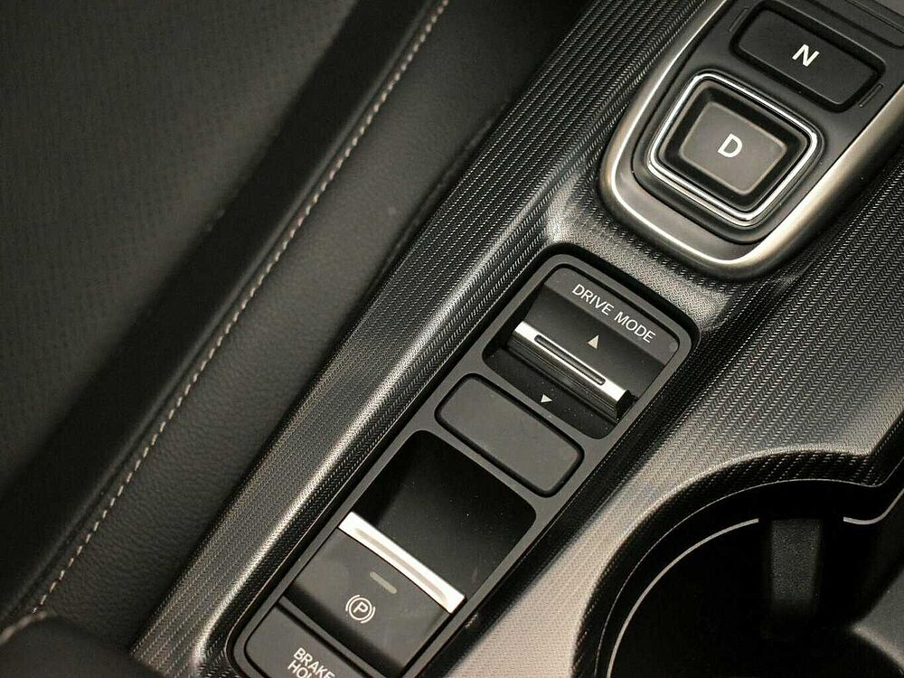 Honda Civic e: HEV Advance. .. Advance