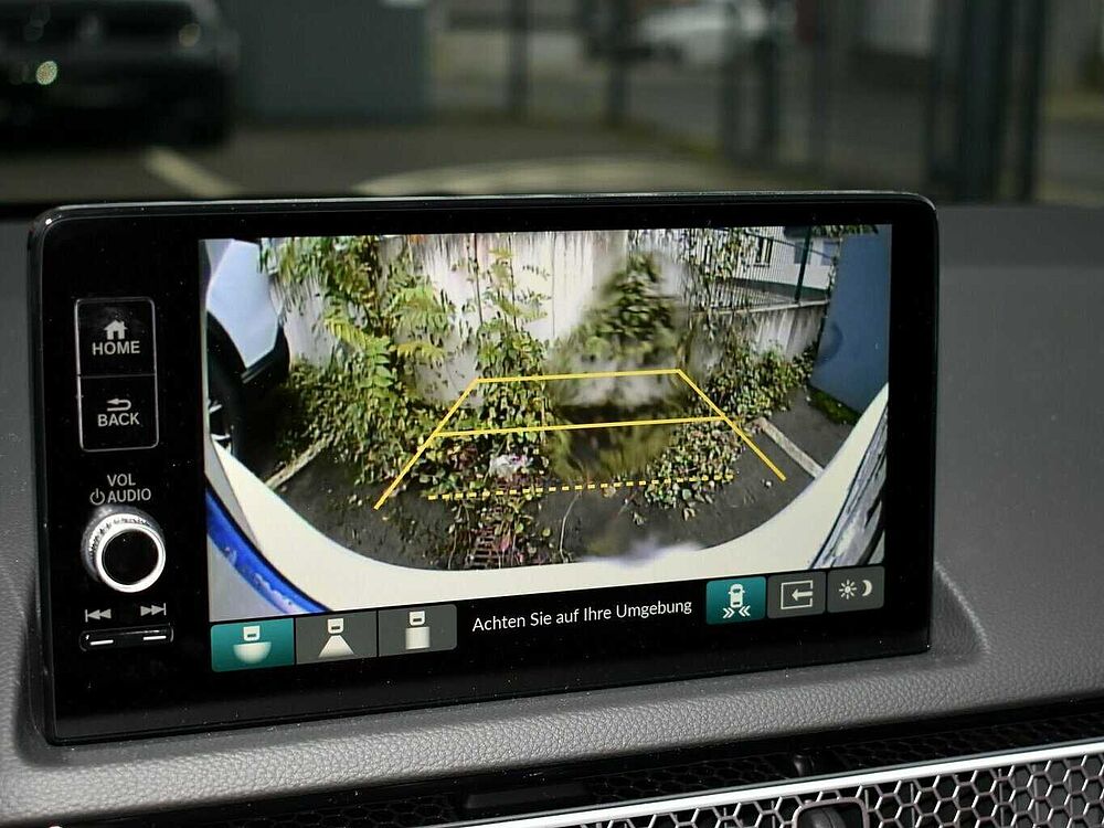 Honda Civic e: HEV Advance. .. Advance