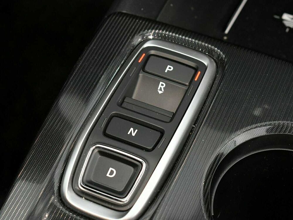 Honda Civic e: HEV Advance. .. Advance