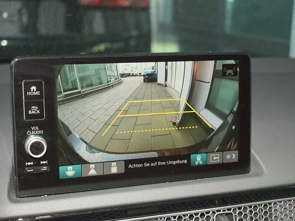 Honda Civic e: HEV Advance. .. Advance