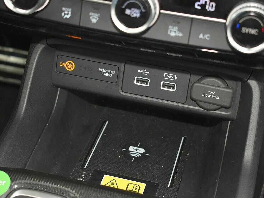 Honda Civic e: HEV Advance. .. Advance