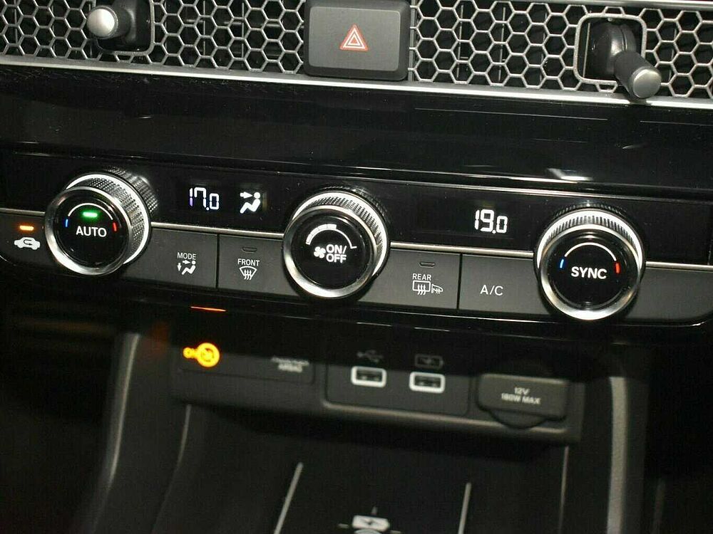 Honda Civic e: HEV Sport. .. Sport