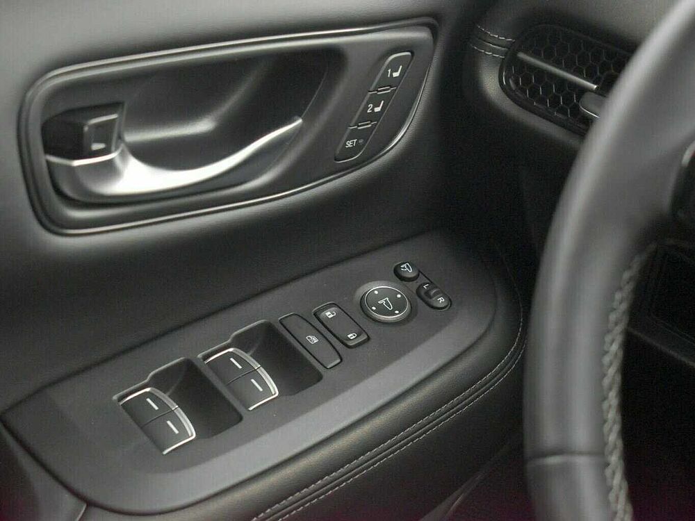 Honda ZR-V e: HEV Advance. .. Advance