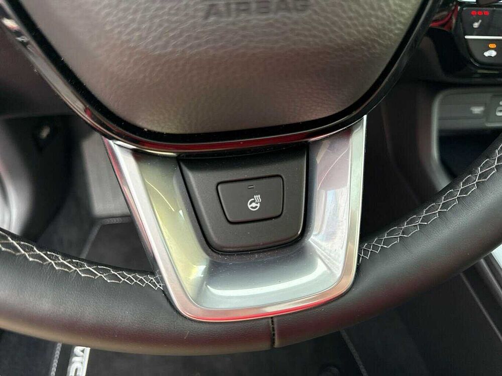 Honda Civic e: HEV Advance. .. Advance