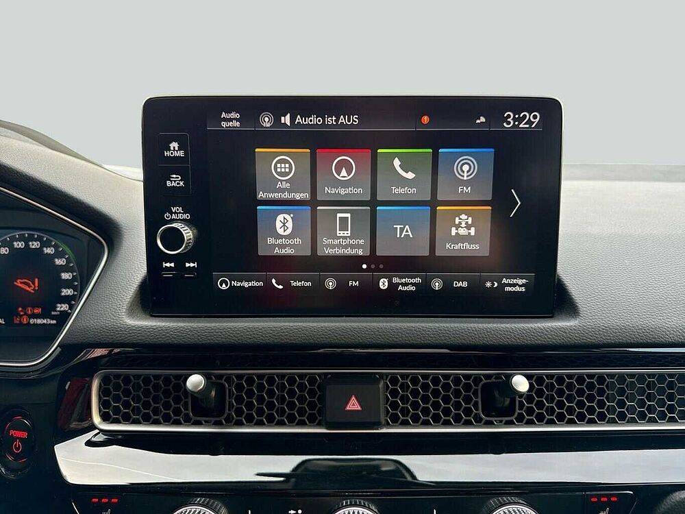 Honda Civic e: HEV Advance. .. Advance