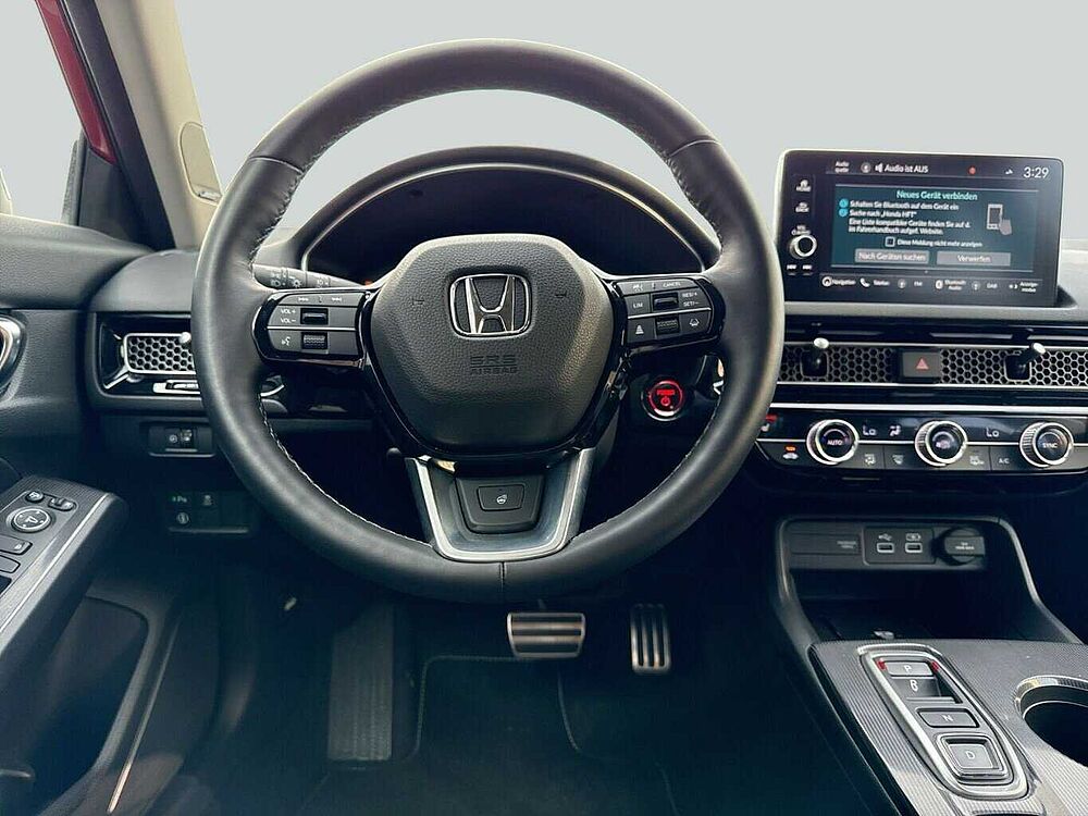 Honda Civic e: HEV Advance. .. Advance