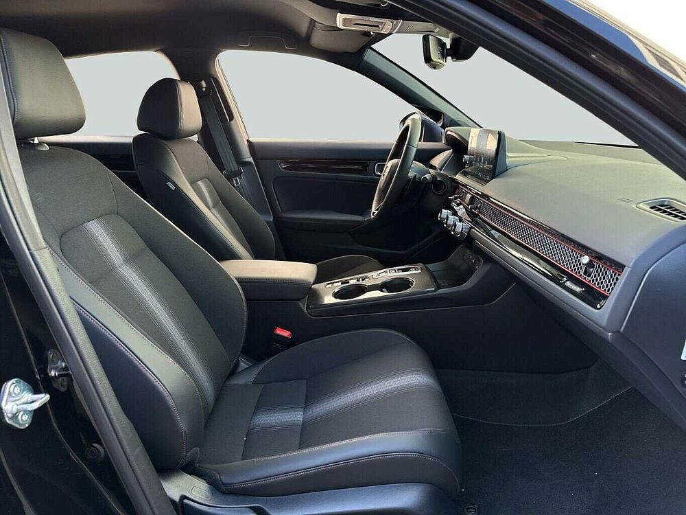 Honda Civic e: HEV Sport. .. Sport