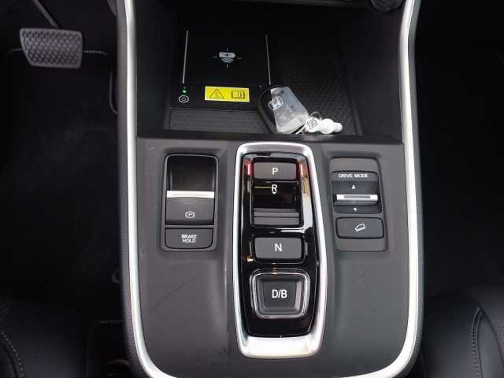 Honda CR-V 2,0 e: HEV Elegance AWD Navi/LED/Kamera