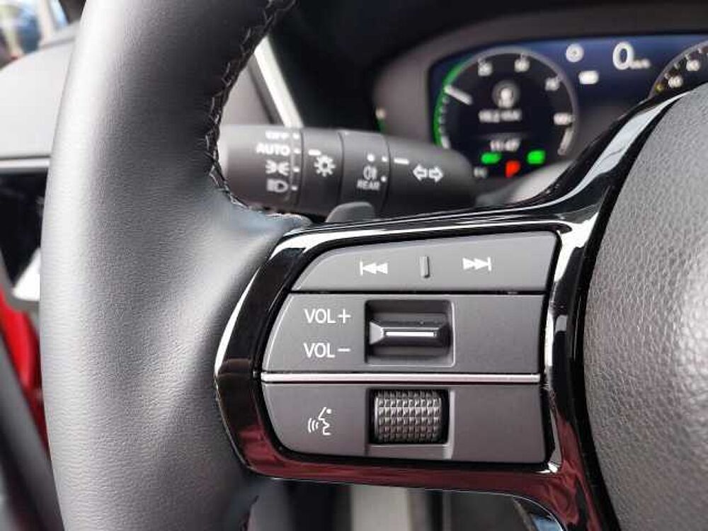 Honda CR-V 2,0 e: HEV Elegance AWD Navi/LED/Kamera