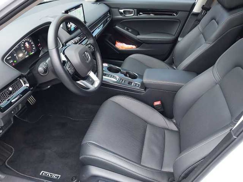 Honda Civic 2,0 e: HEV Advance Navi/LED/Kamera