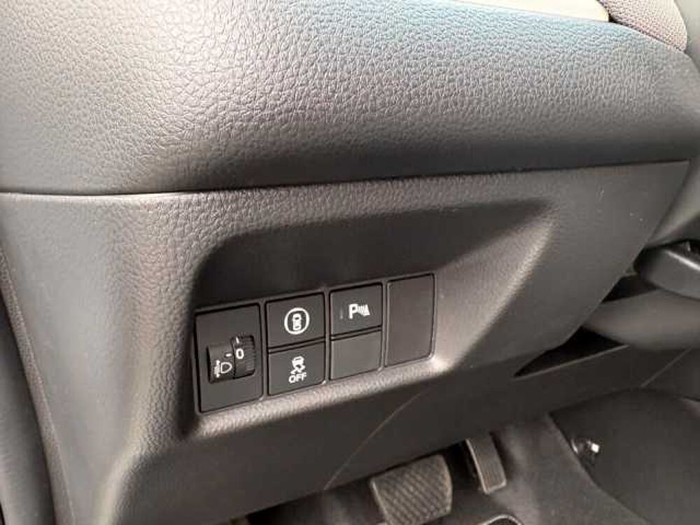 Honda Jazz 1.5 Hybrid Crosstar Executive Navi/LED/AHK