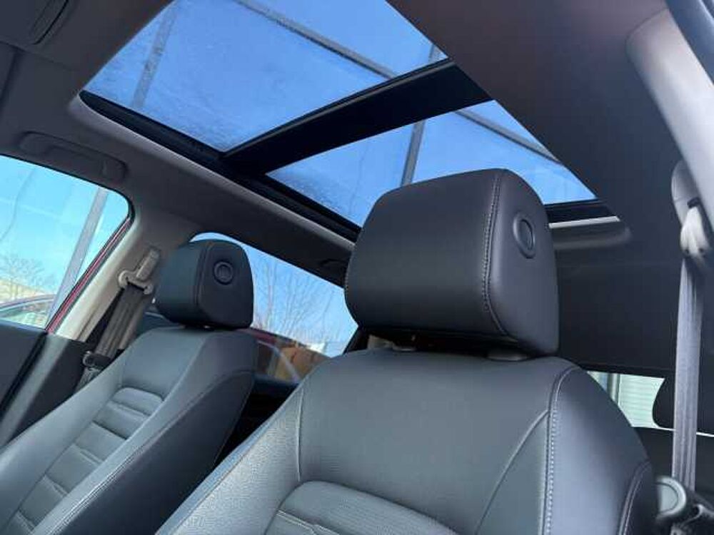 Honda CR-V 2,0 e: HEV Elegance AWD Navi/LED/Kamera