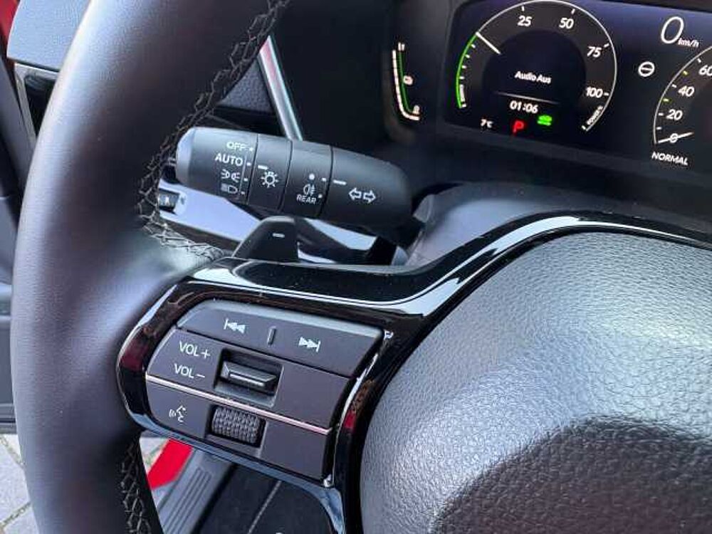 Honda CR-V 2,0 e: HEV Elegance AWD Navi/LED/Kamera