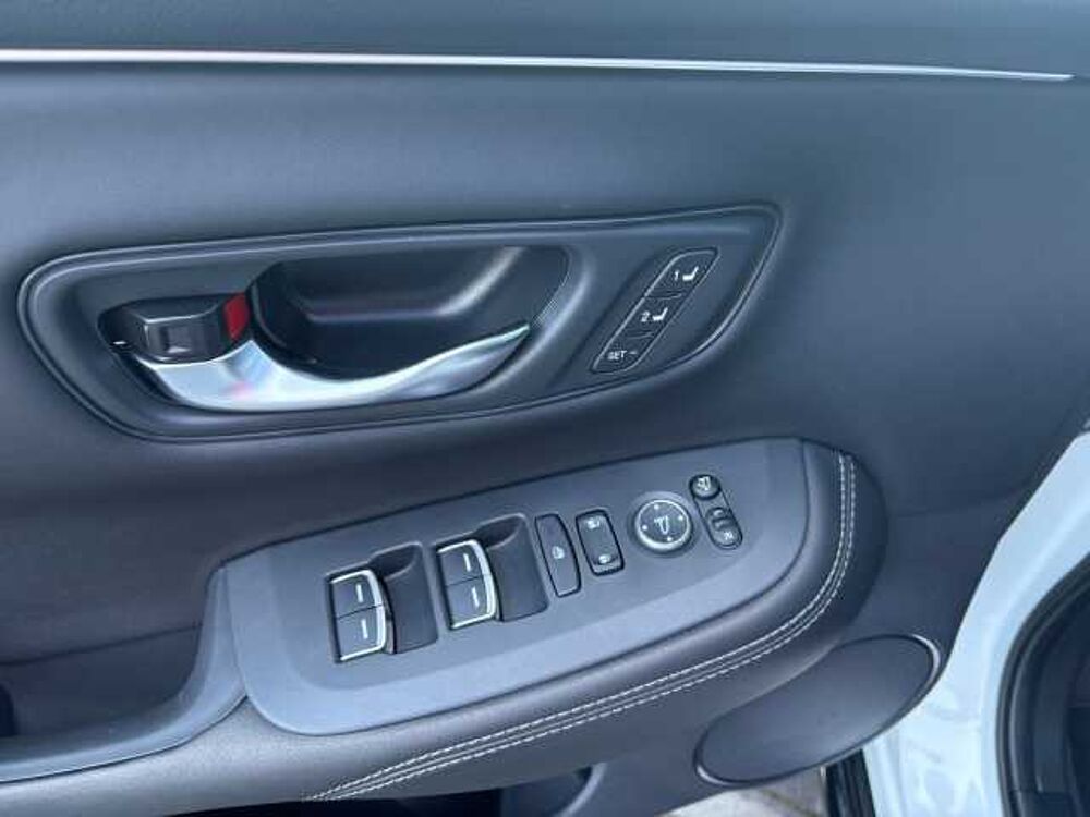Honda ZR-V 2,0 e: HEV Advance AHK/Illumination/Black