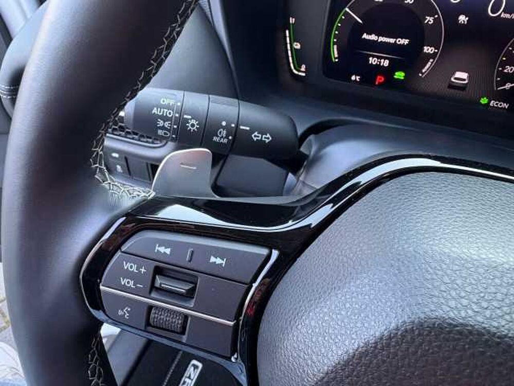 Honda ZR-V 2,0 e: HEV Advance AHK/Illumination/Black