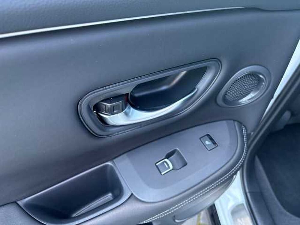 Honda ZR-V 2,0 e: HEV Advance AHK/Illumination/Black