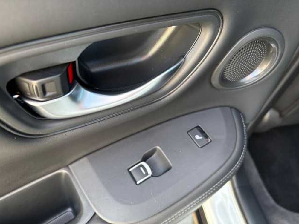 Honda ZR-V 2,0 e: HEV Advance Navi/LED/HUD/Bose