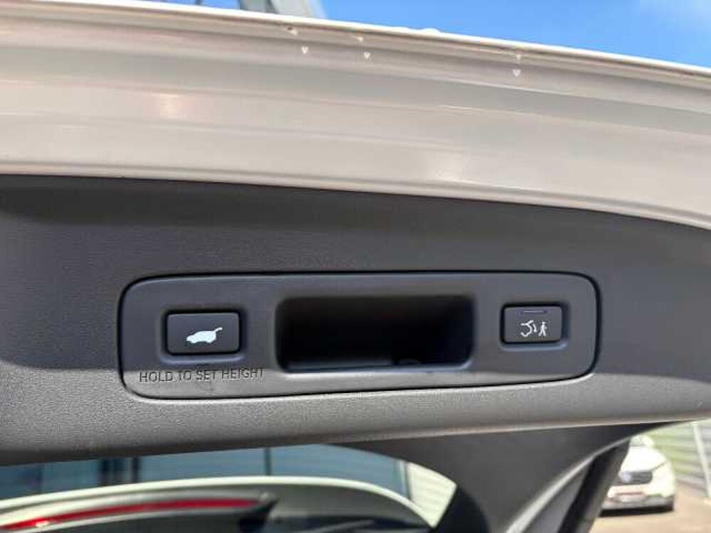 Honda ZR-V 2,0 e: HEV Advance Navi/LED/HUD/Bose