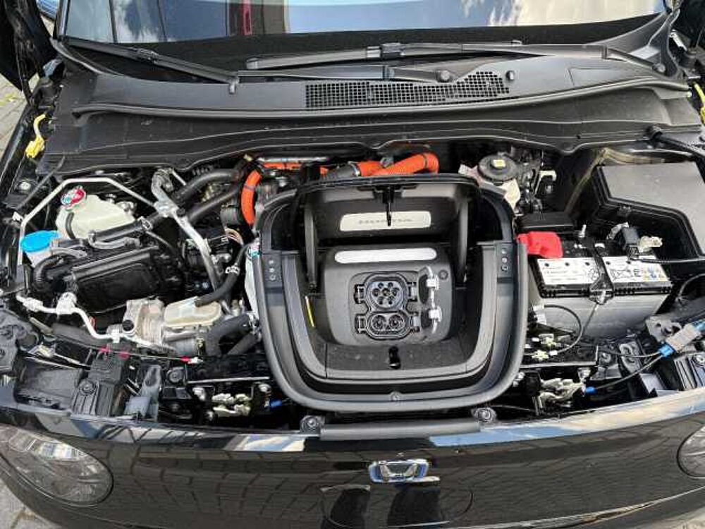 Honda e Advance 17' Navi/LED/WKR