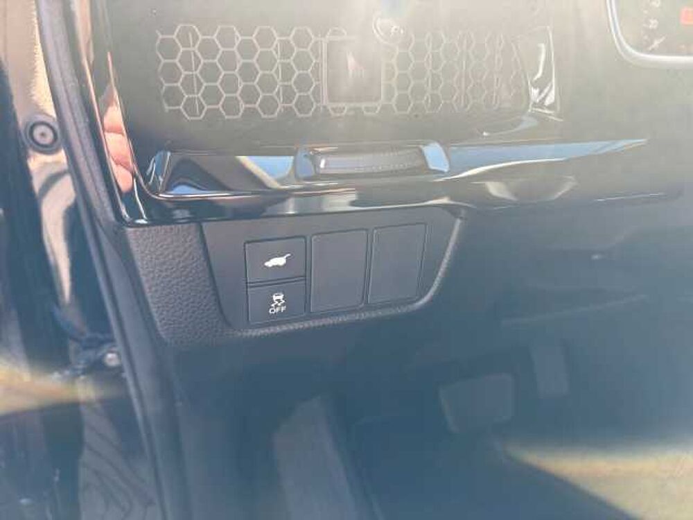 Honda CR-V 2,0 e: HEV Advance AWD Navi/LED/Kamera