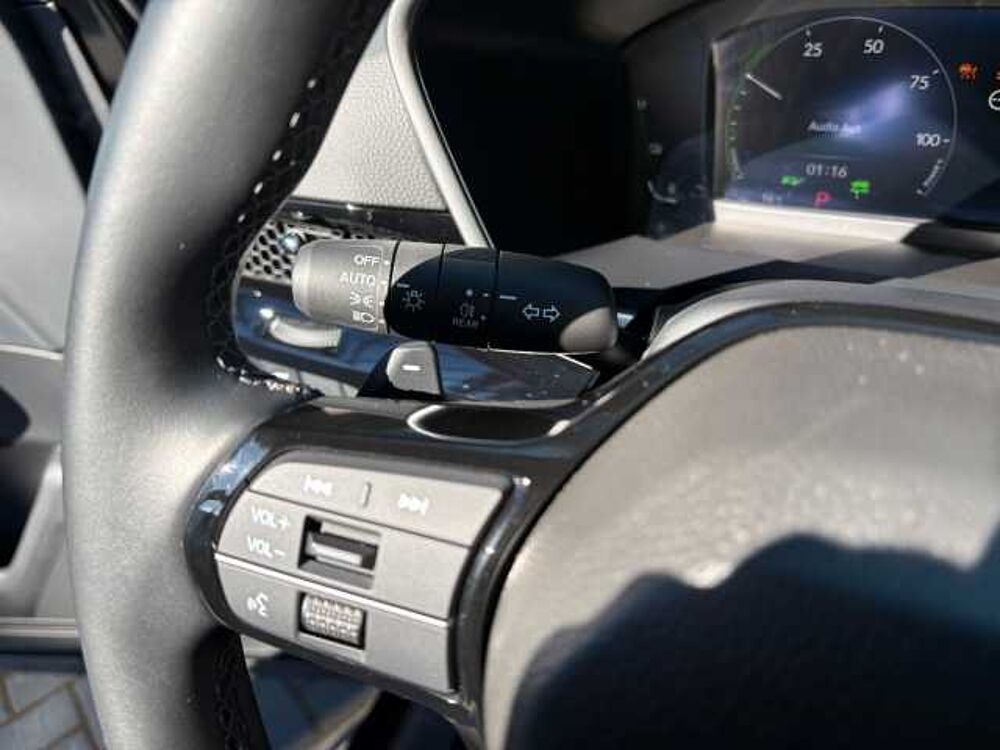 Honda CR-V 2,0 e: HEV Advance AWD Navi/LED/Kamera