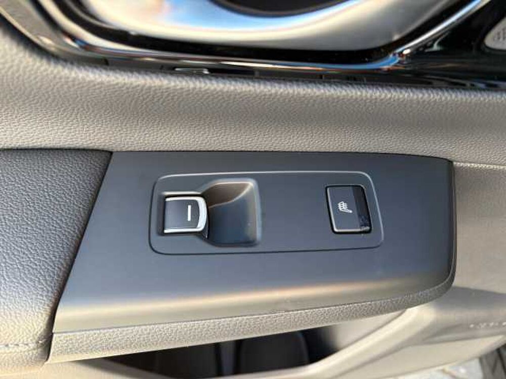 Honda CR-V 2,0 e: HEV Advance AWD Navi/LED/Kamera