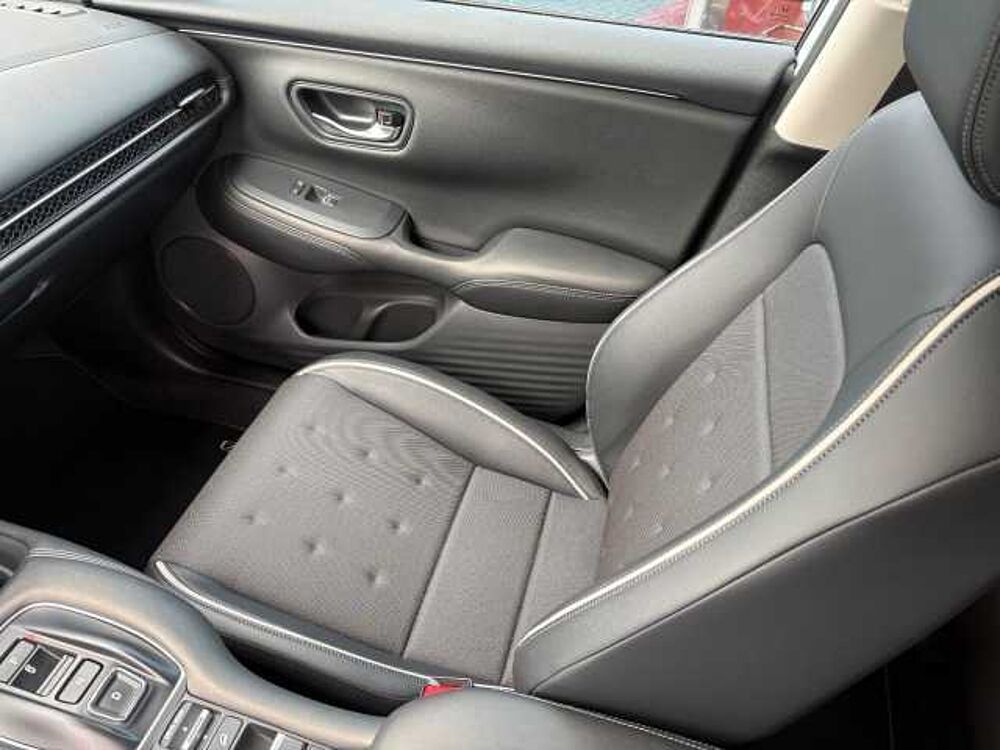 Honda ZR-V 2,0 e: HEV Sport Navi/LED/Kamera