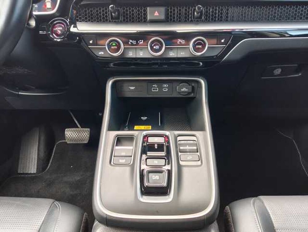 Honda CR-V 2,0 e: HEV Elegance 2WD Navi/LED/Kamera
