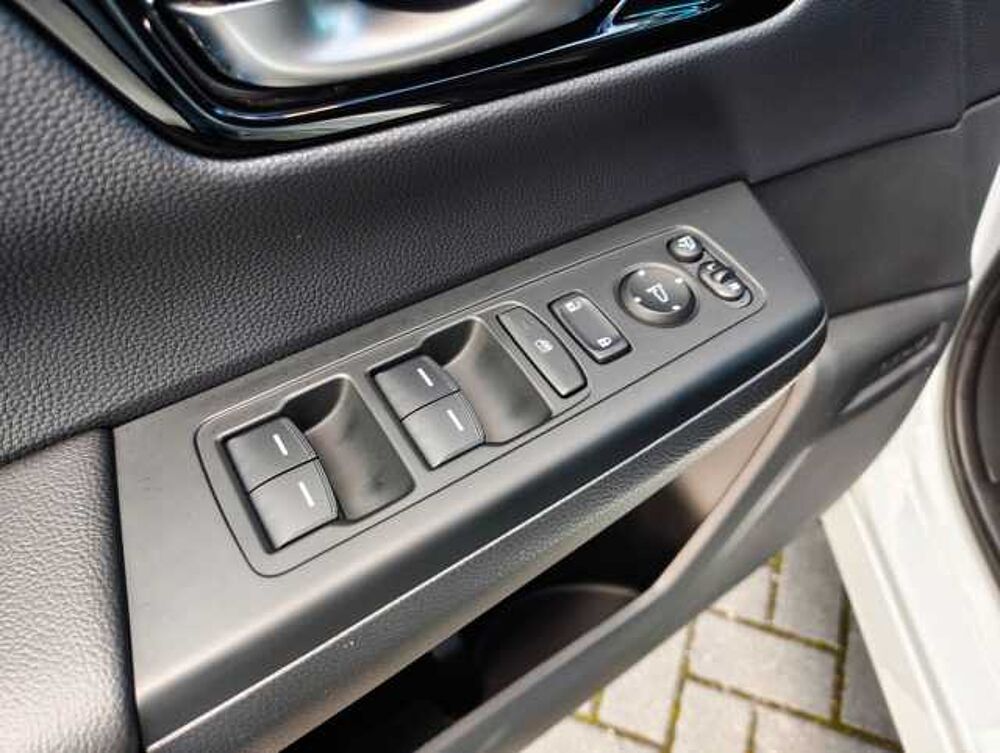 Honda CR-V 2.0 e: HEV Elegance 2WD Navi/LED/Kamera