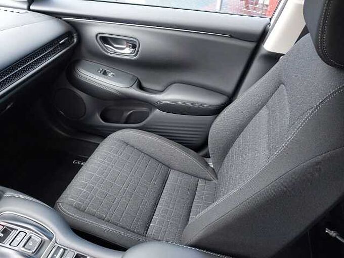 Honda ZR-V 2,0 e:HEV Elegance Navi/LED/Kamera