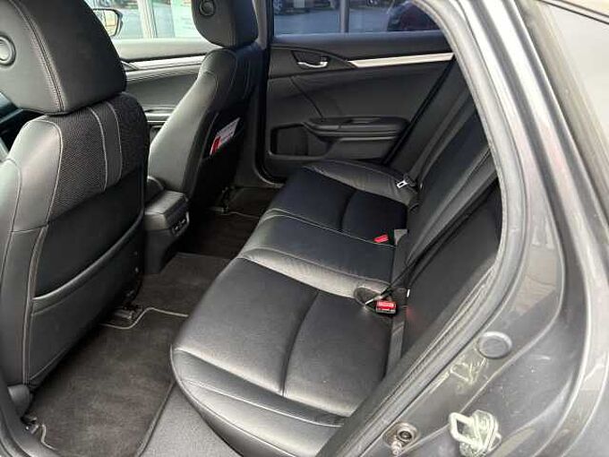 Honda Civic Lim. 4-trg. 1.5 Executive Navi/LED/AHK