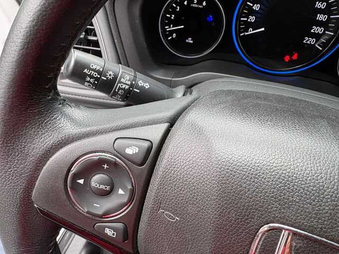 Honda HR-V 1,6 Elegance PDC/AHK