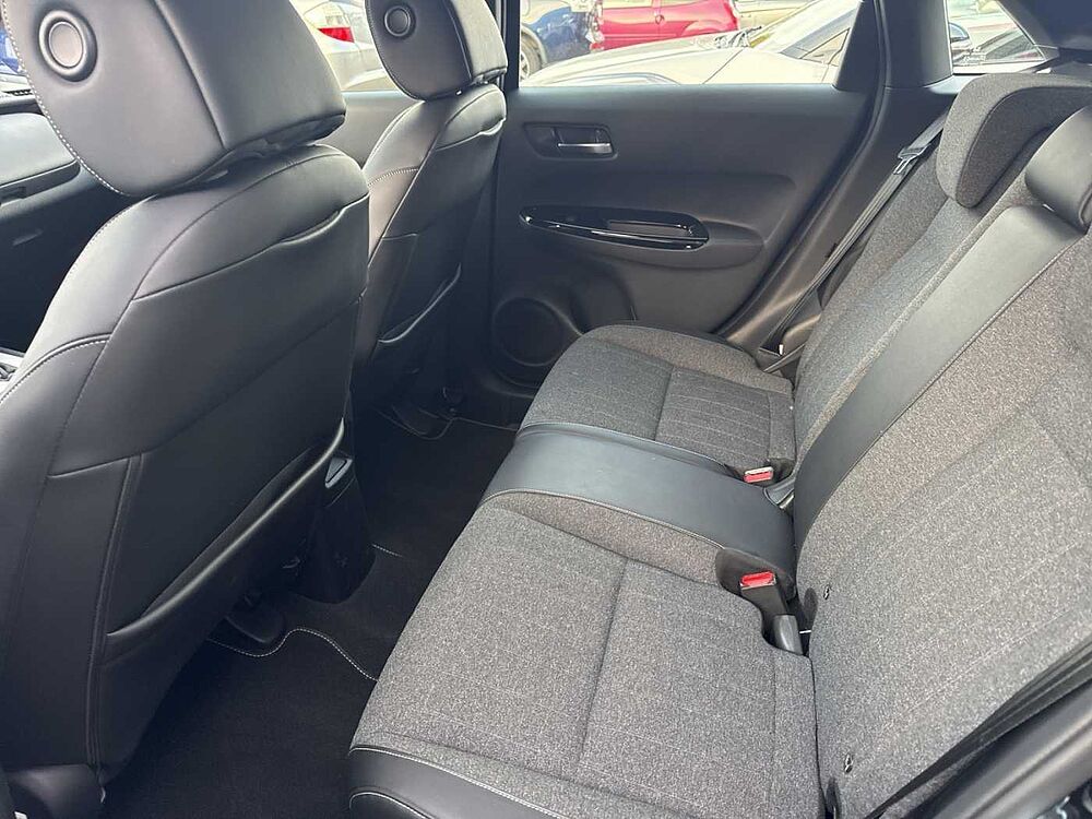 Honda Jazz Hybrid e: HEV 1.5 i-MMD Elegance Ganzjahresreifen, Navi, PDC, Sitzheizung