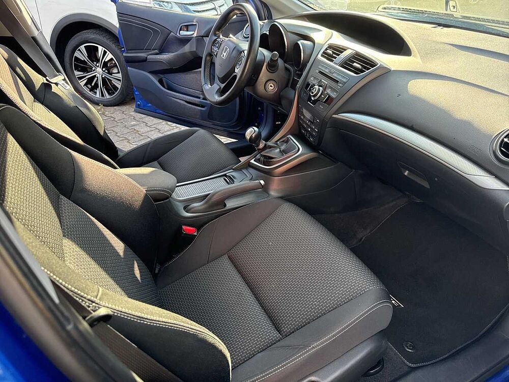 Honda Civic 1.4 i-VTEC Edition X Gnzjahresreifen, Anh. kupplung, Kamera, uisw.