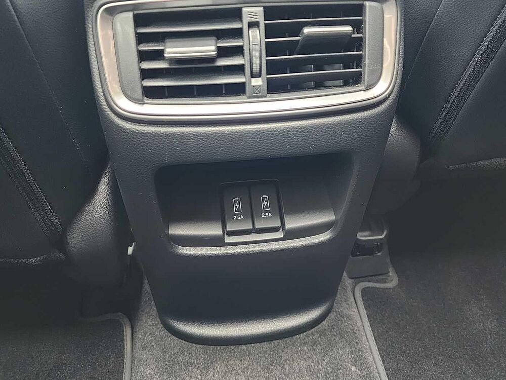 Honda CR-V 1.5T 4WD CVT Executive Winterräder und AHK