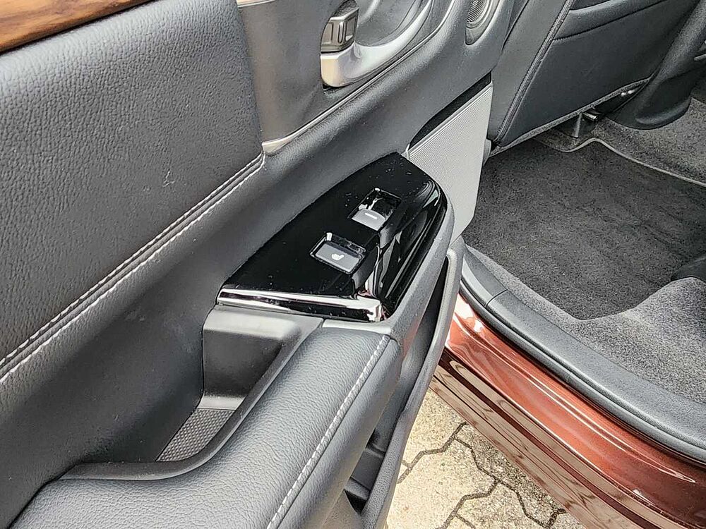 Honda CR-V 1.5T 4WD CVT Executive Winterräder und AHK