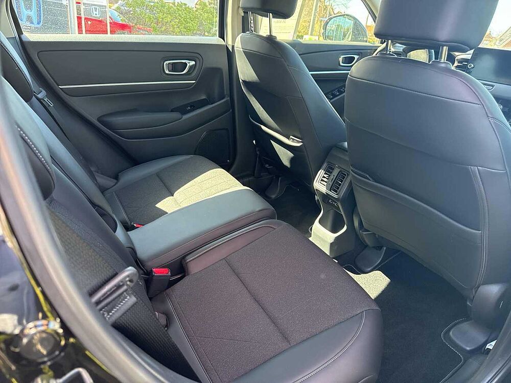 Honda HR-V Hybrid e: HEV 1.5 i-MMD Advance Ganzjahresreifen, Navi, Kamera, Sitzheizung, usw.
