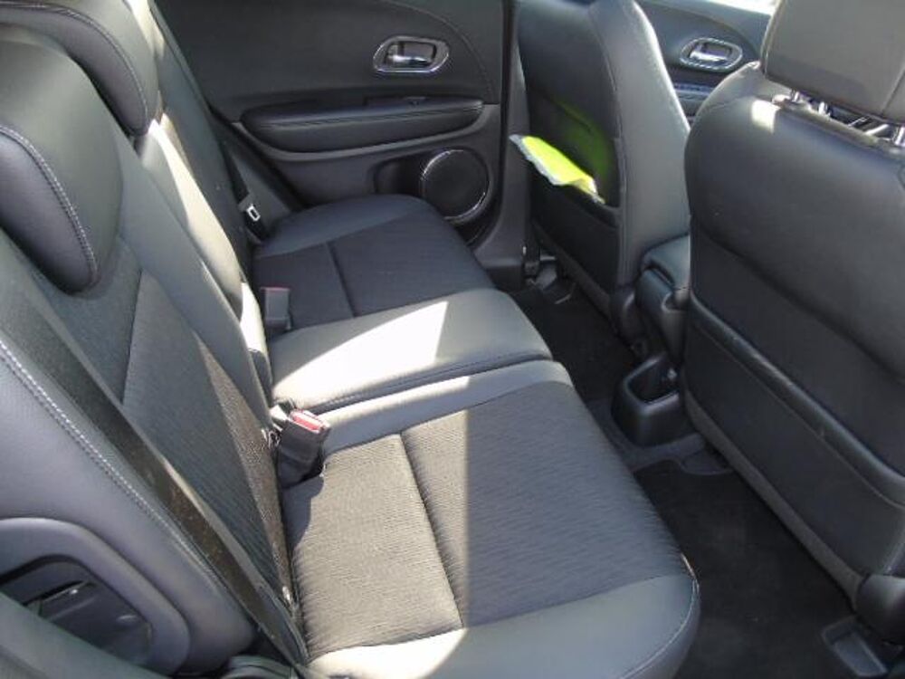 Honda HR-V Executive, dazu Winterräder, Schiebedach, Klimaautomatik, Sitzheizung, Inte Executive